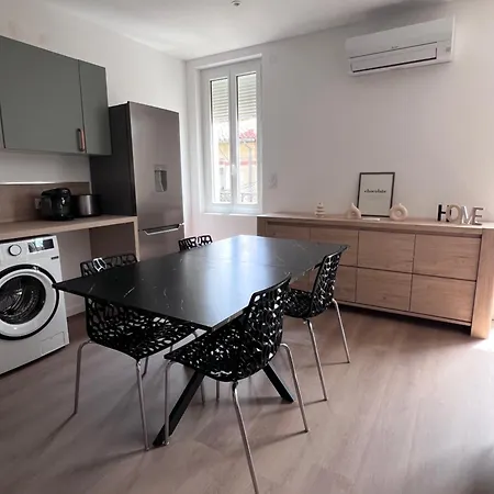 Quartier Des Poetes Apartman Perpignan